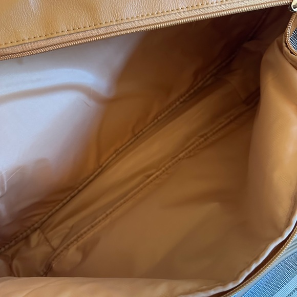 !! SOLD !!Navy + cream striped weekend bag NWOT - Picture 3 of 4